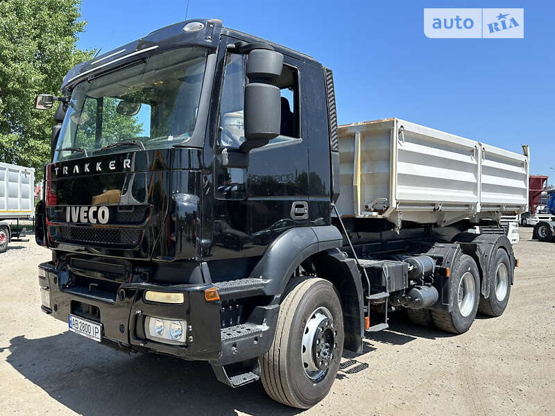 Самосвал Iveco Stralis