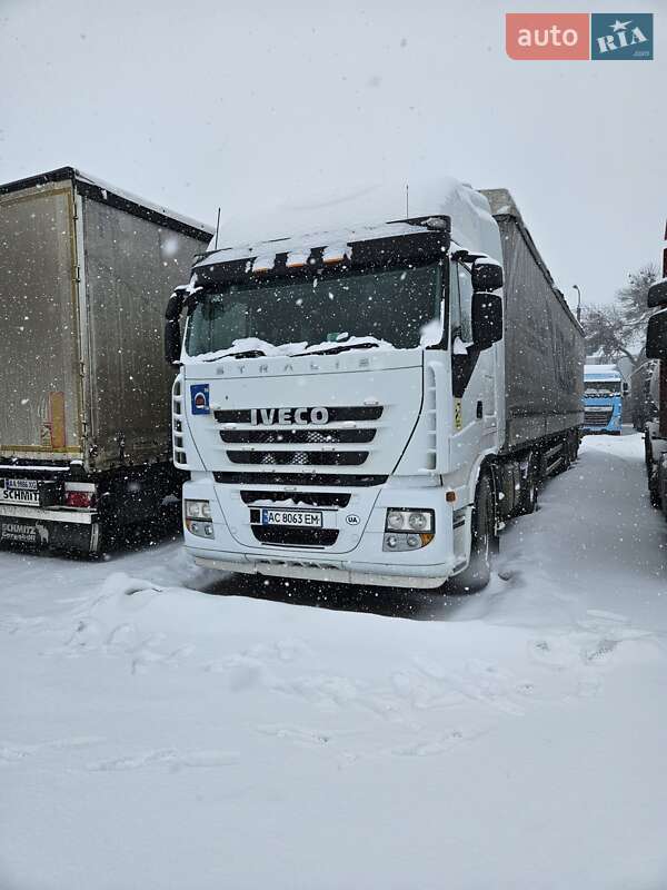 Тентованый Iveco Stralis