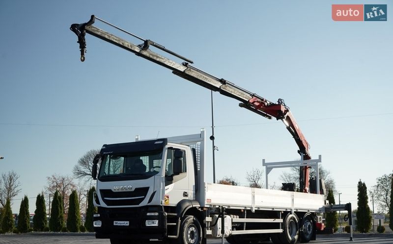 Спецтехніка Iveco Stralis