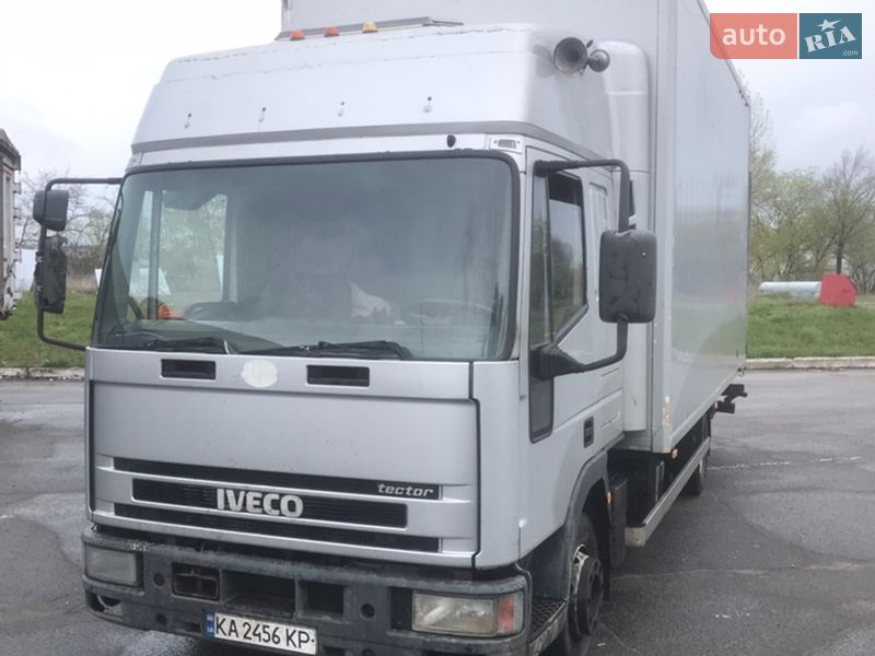 Грузовой фургон Iveco Tector