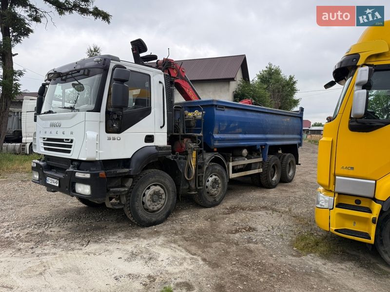 Грузовики Iveco Trakker