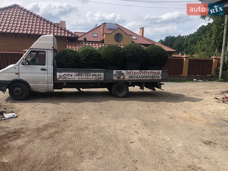 Автовоз Iveco TurboDaily