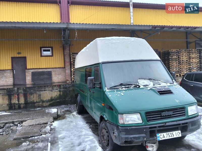 Грузовой фургон Iveco TurboDaily