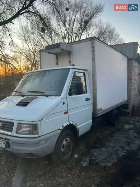 Вантажний фургон Iveco TurboDaily