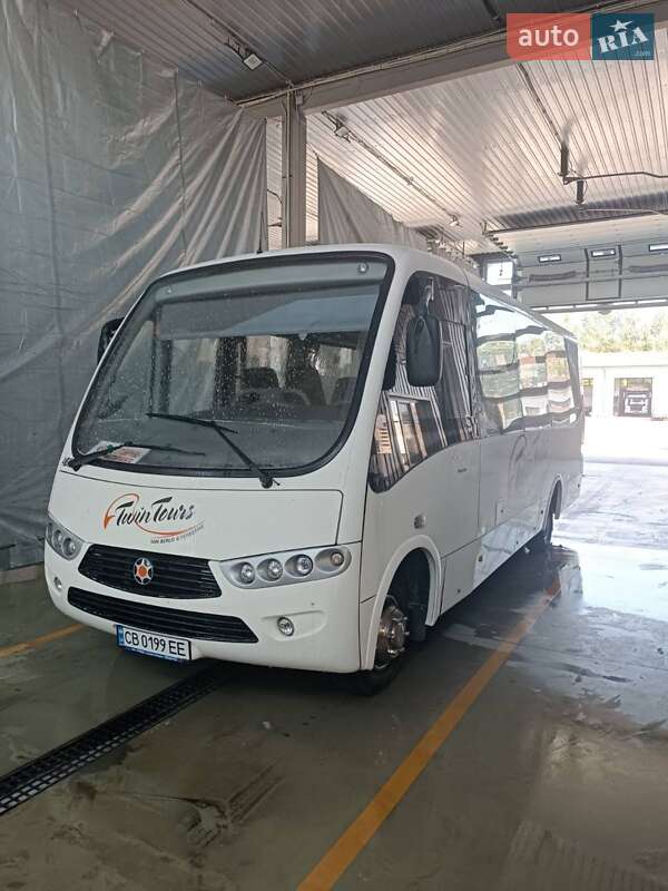 Туристический / Междугородний автобус Iveco Wing