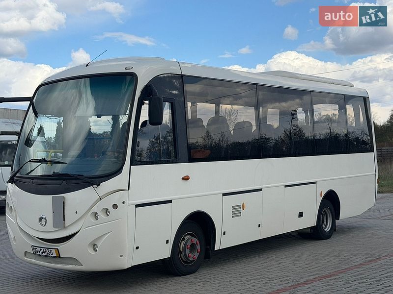 Туристичний / Міжміський автобус Iveco Wing