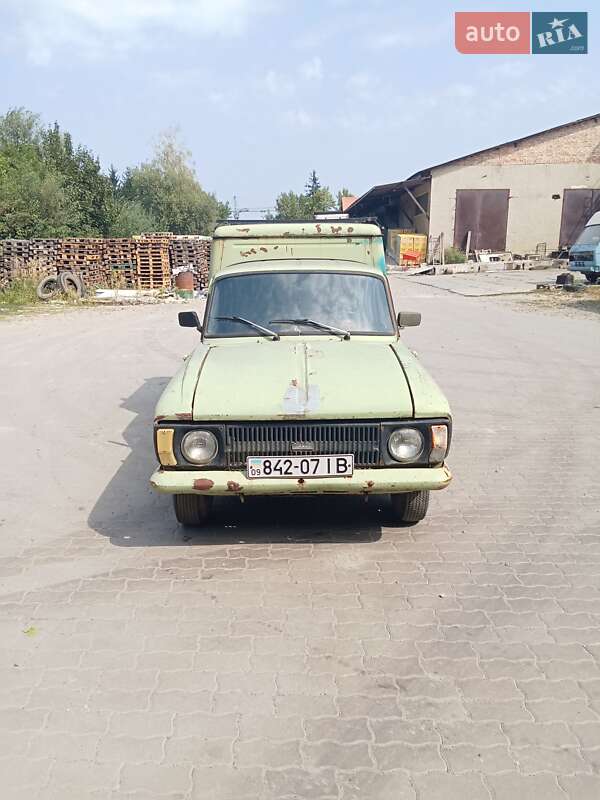 Вантажівки ІЖ 2715