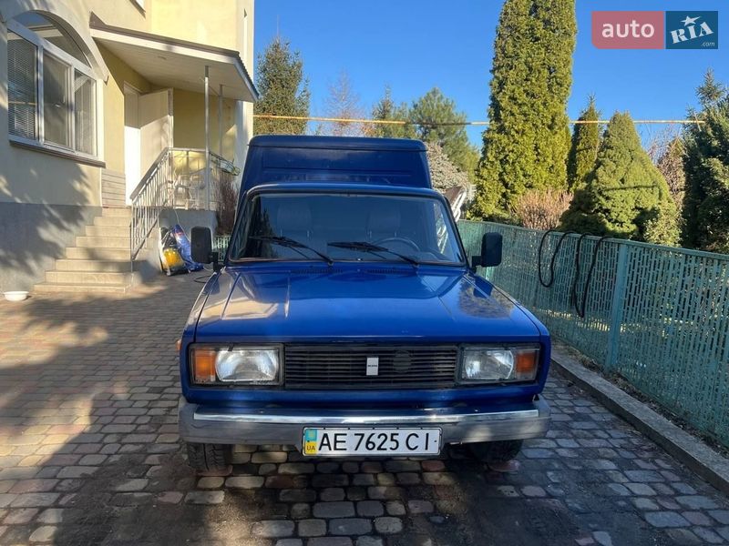 Грузовой фургон ИЖ 27175