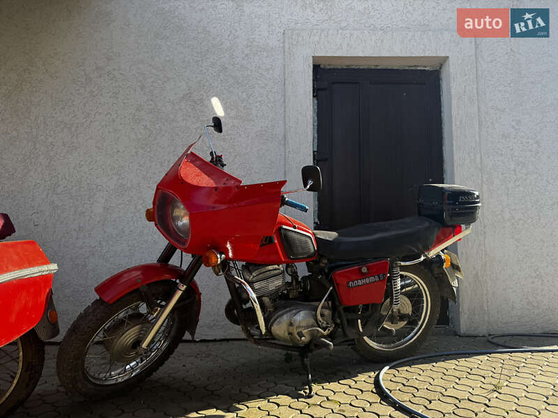 Грузовые мотороллеры, мотоциклы, скутеры, мопеды ИЖ Планета 5