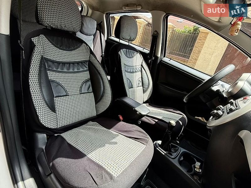 Хетчбек JAC J2 2013 в Одесі