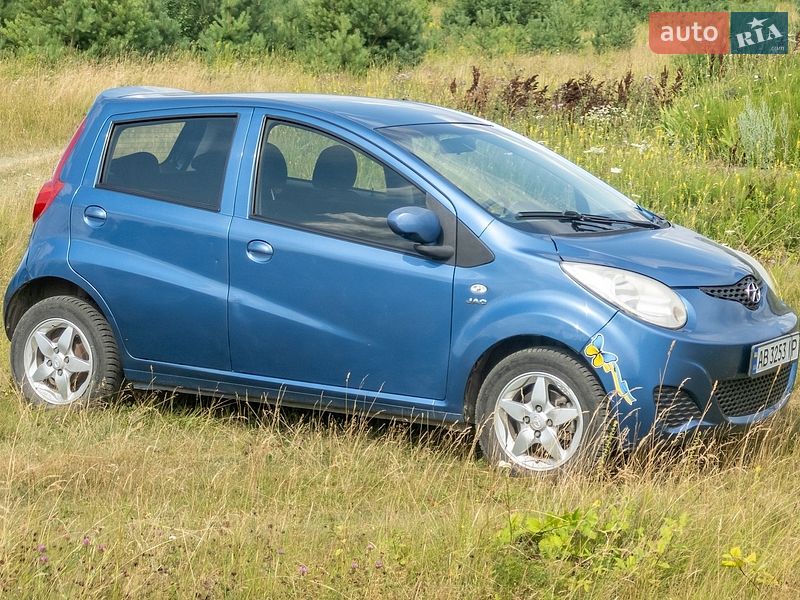 Хэтчбек JAC J2 2013 в Хмельнике