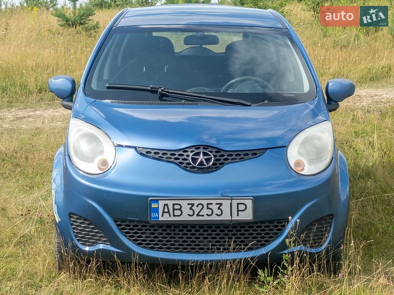 Хэтчбек JAC J2 2013 в Хмельнике