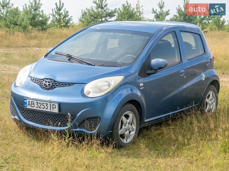 Хэтчбек JAC J2 2013 в Хмельнике