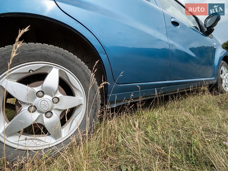 Хэтчбек JAC J2 2013 в Хмельнике