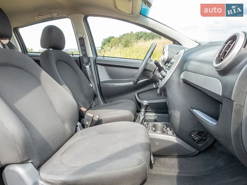Хэтчбек JAC J2 2013 в Хмельнике