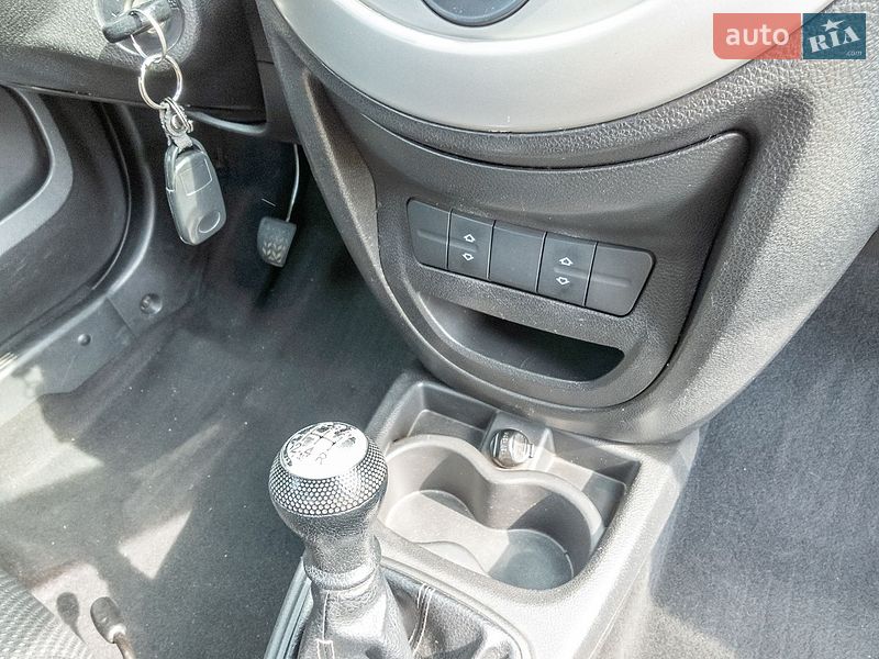 Хэтчбек JAC J2 2013 в Хмельнике