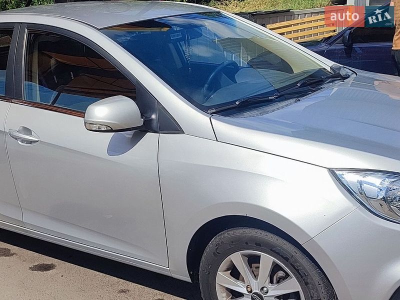 Седан JAC J4 2018 в Харькове