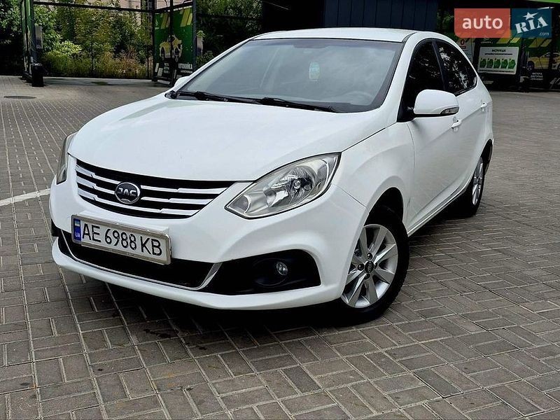 JAC J4