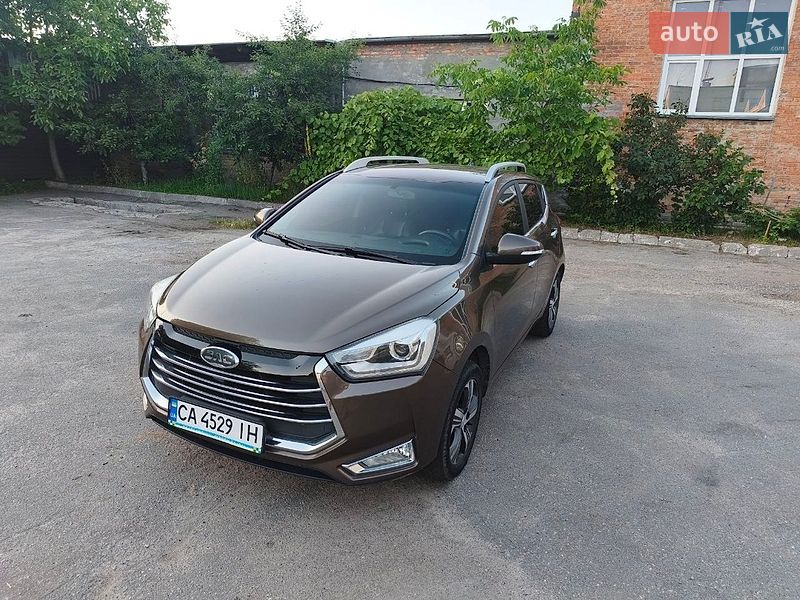 Внедорожник / Кроссовер JAC JS2 2021 в Черкассах