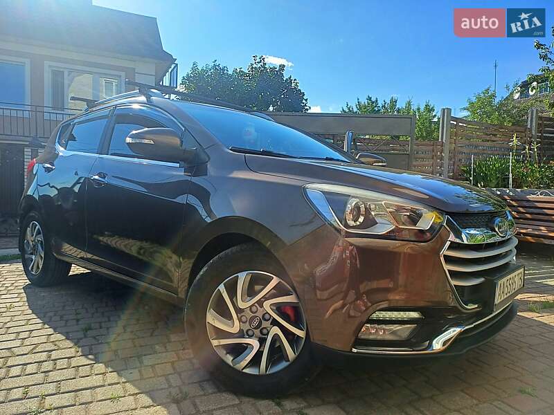 Позашляховик / Кросовер JAC S2