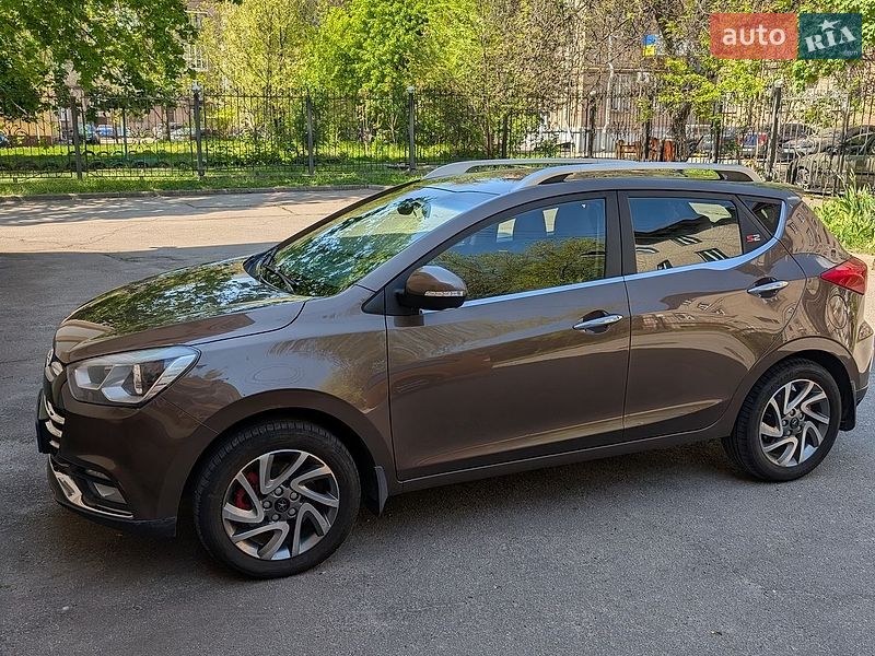 Хэтчбек JAC S2 2017 в Запорожье