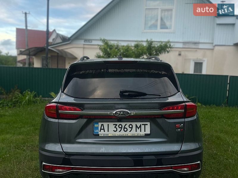 Внедорожник / Кроссовер JAC S4 2020 в Ирпене