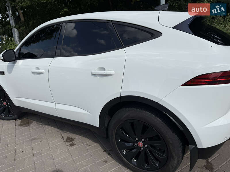 Внедорожник / Кроссовер Jaguar E-Pace 2019 в Киеве фото 4 Внедорожник / Кроссовер Jaguar E-Pace 2019 в Киеве