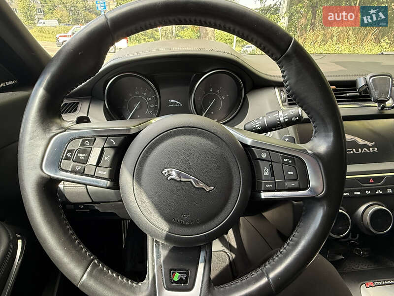 Внедорожник / Кроссовер Jaguar E-Pace 2019 в Киеве фото 9 Внедорожник / Кроссовер Jaguar E-Pace 2019 в Киеве