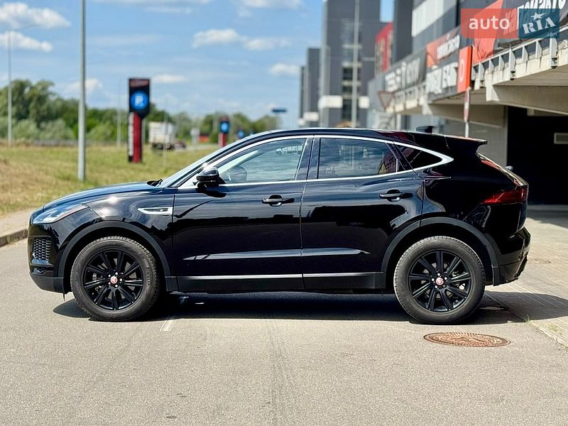 Внедорожник / Кроссовер Jaguar E-Pace 2018 в Киеве