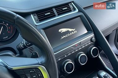 Внедорожник / Кроссовер Jaguar E-Pace 2019 в Хотине
