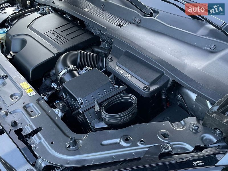 Внедорожник / Кроссовер Jaguar E-Pace 2019 в Хотине
