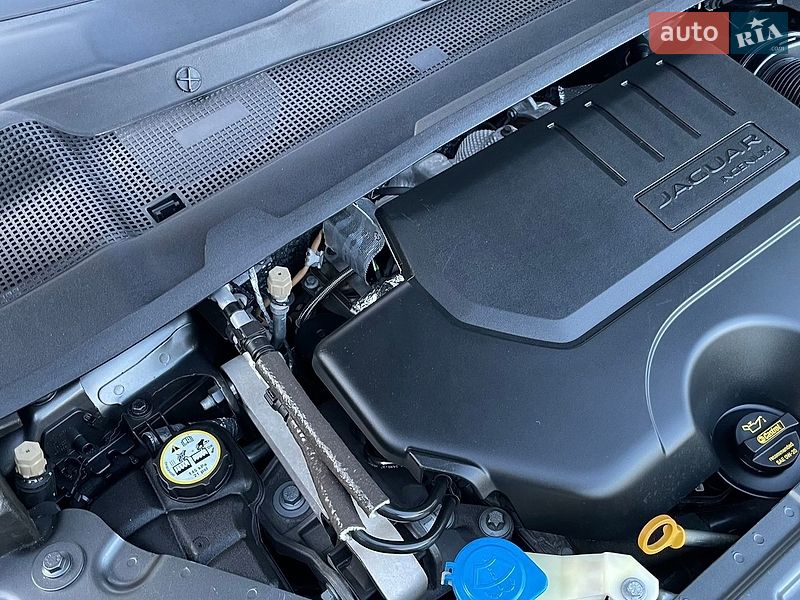 Внедорожник / Кроссовер Jaguar E-Pace 2019 в Хотине
