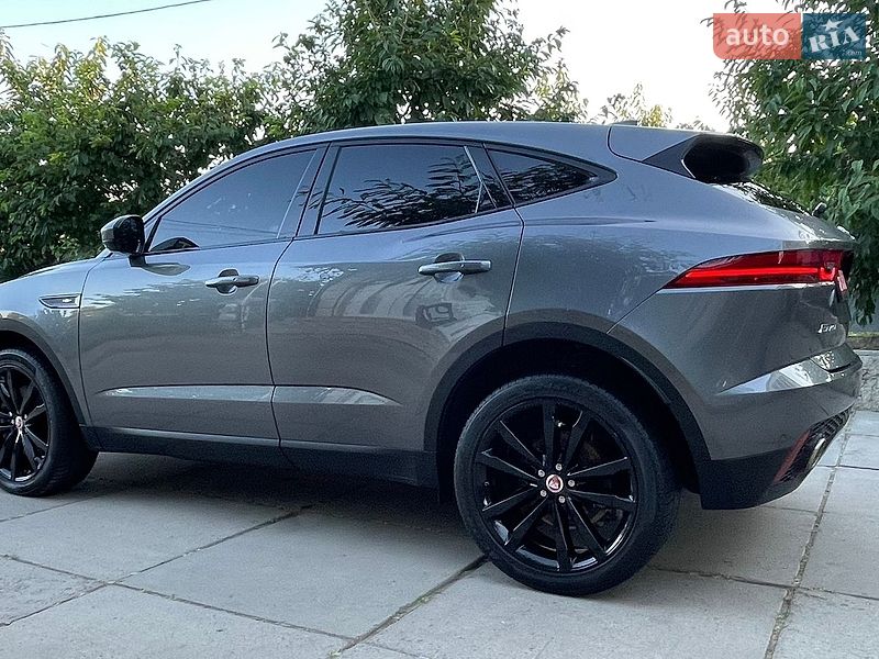 Внедорожник / Кроссовер Jaguar E-Pace 2019 в Хотине
