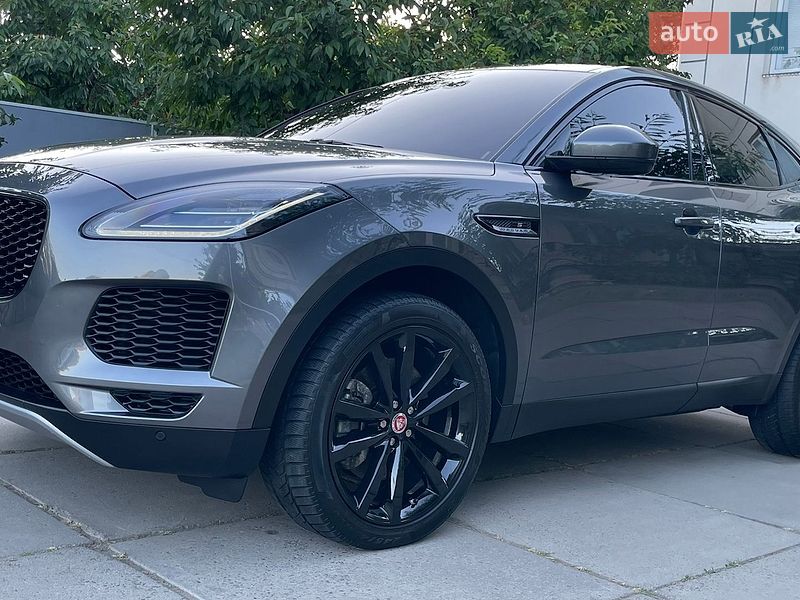 Внедорожник / Кроссовер Jaguar E-Pace 2019 в Хотине