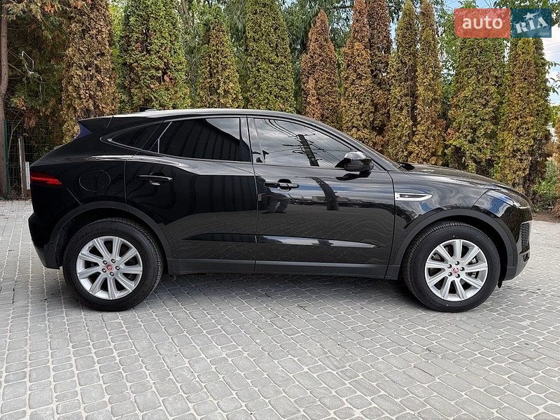Позашляховик / Кросовер Jaguar E-Pace 2018 в Львові