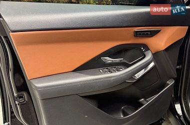 Позашляховик / Кросовер Jaguar E-Pace 2018 в Львові
