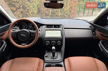 Позашляховик / Кросовер Jaguar E-Pace 2018 в Львові