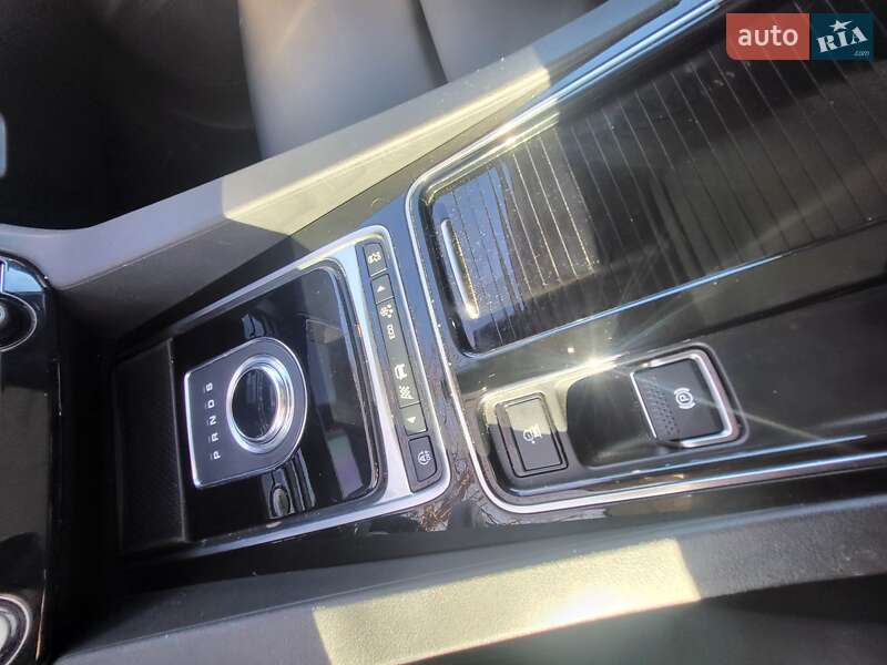 Внедорожник / Кроссовер Jaguar F-Pace 2018 в Запорожье