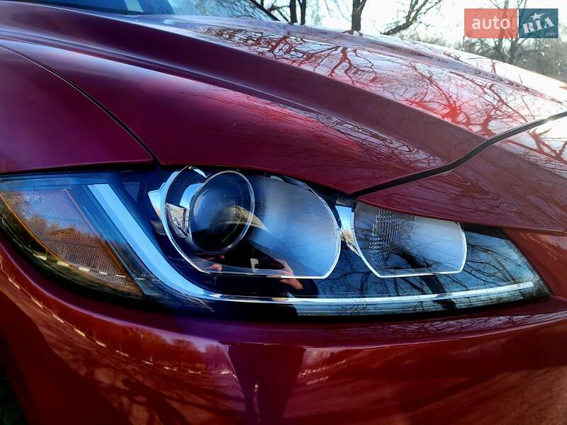 Внедорожник / Кроссовер Jaguar F-Pace 2018 в Запорожье