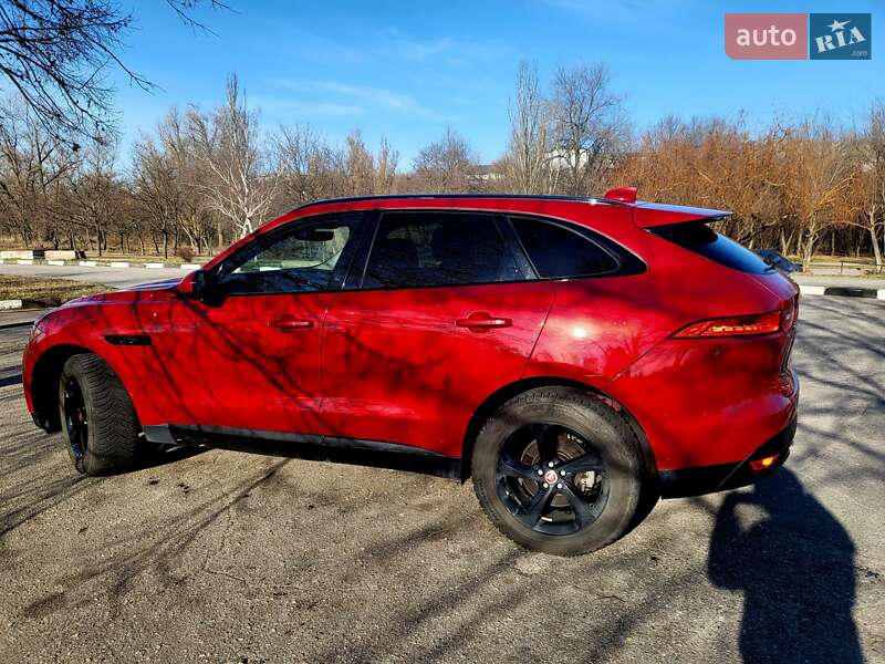 Внедорожник / Кроссовер Jaguar F-Pace 2018 в Запорожье