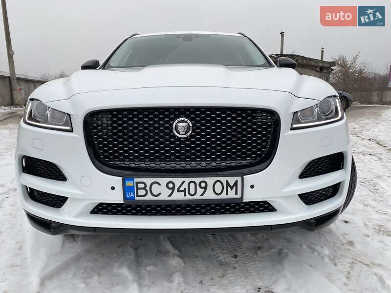 Jaguar F-Pace