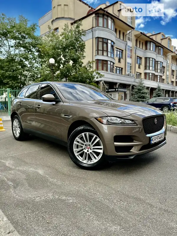 Jaguar F-Pace