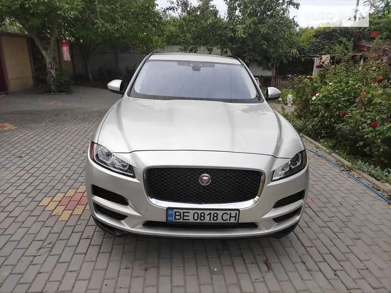 Jaguar F-Pace