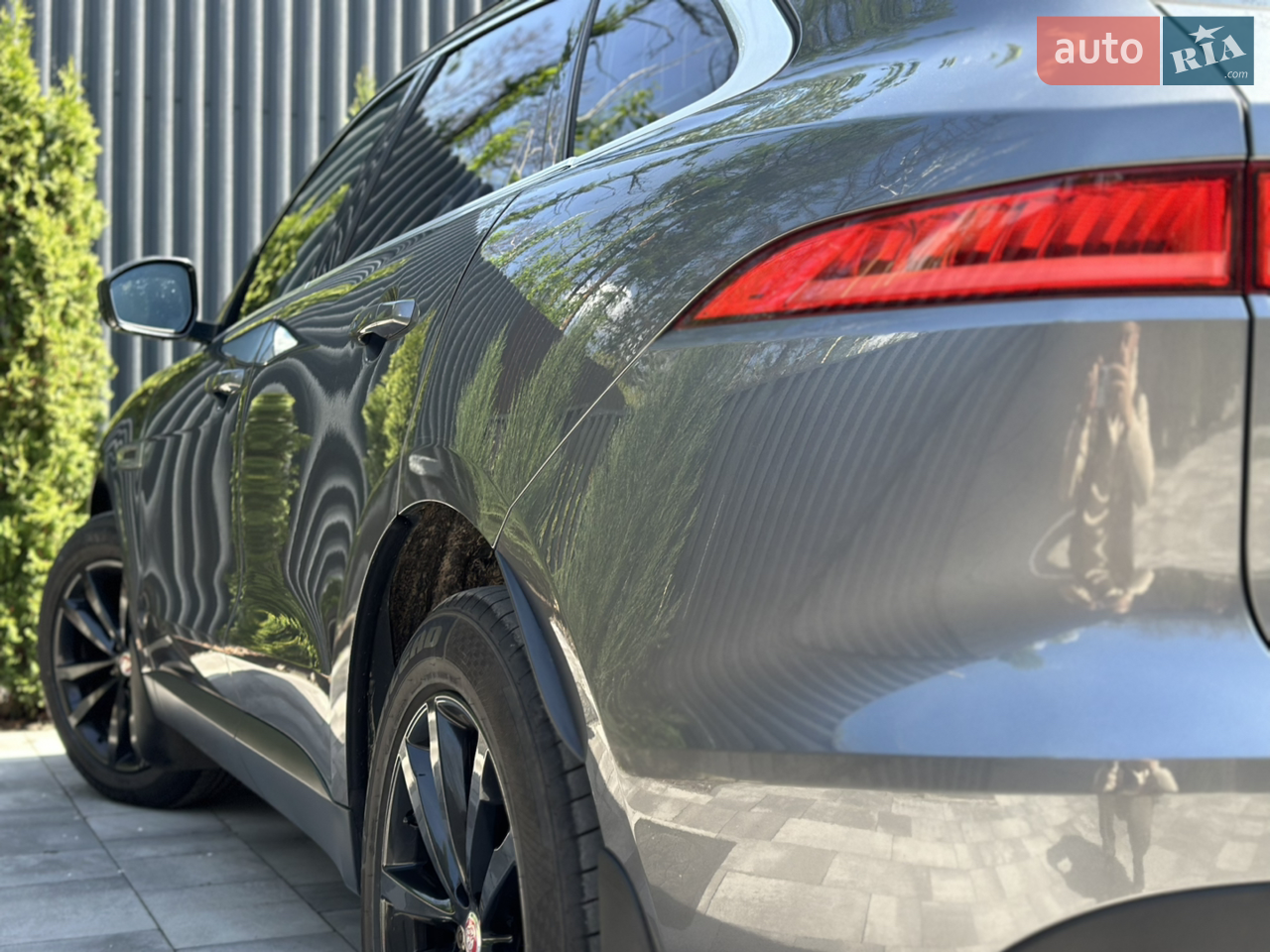 2016 Jaguar F-Pace - мініатюра 3