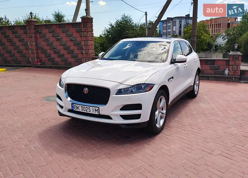 Jaguar F-Pace
