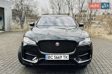 Jaguar F-Pace 2017