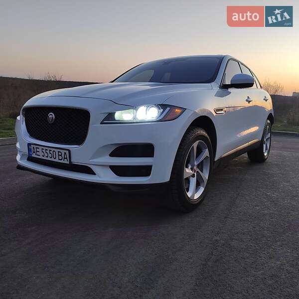 Jaguar F-Pace