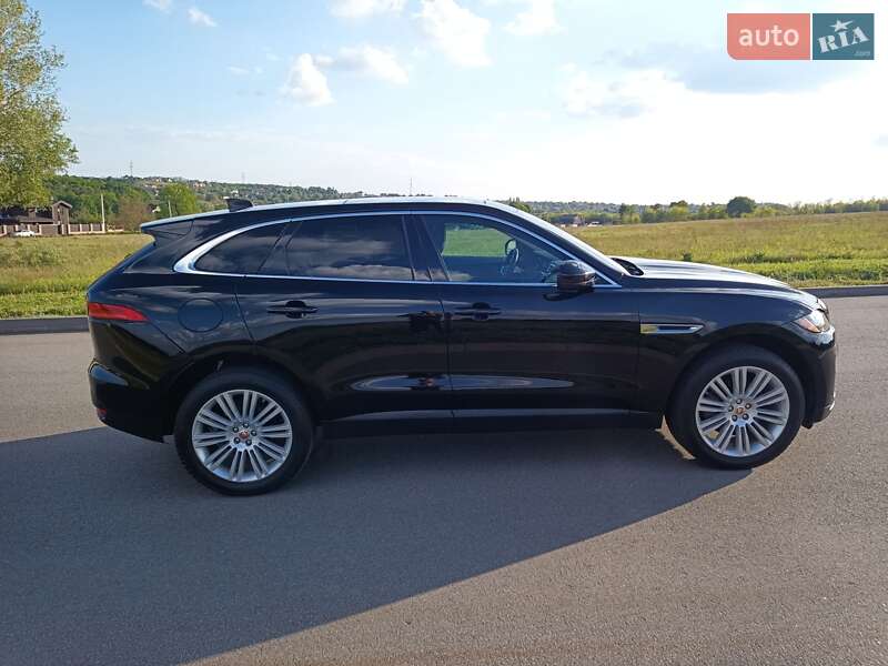 Внедорожник / Кроссовер Jaguar F-Pace 2019 в Киеве
