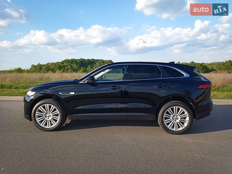 Внедорожник / Кроссовер Jaguar F-Pace 2019 в Киеве