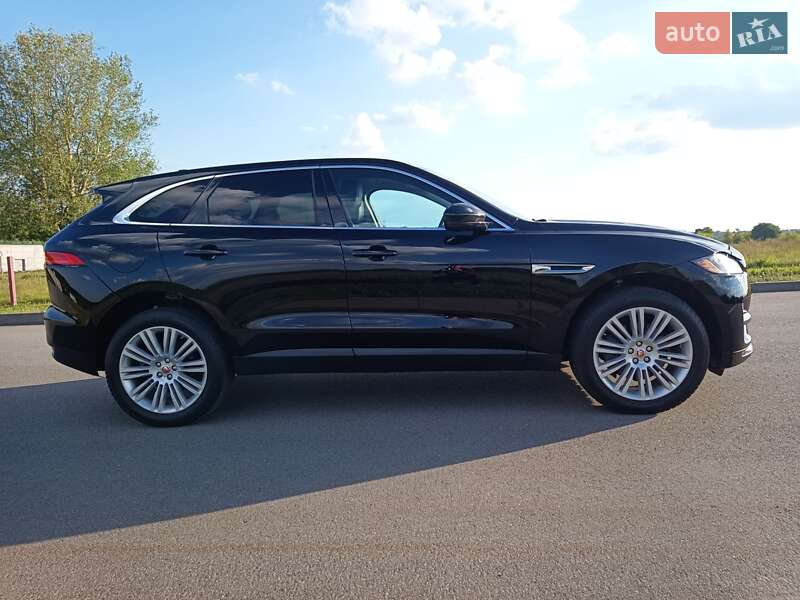 Внедорожник / Кроссовер Jaguar F-Pace 2019 в Киеве